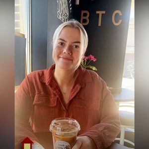 Meet your Posher, Ashleigh